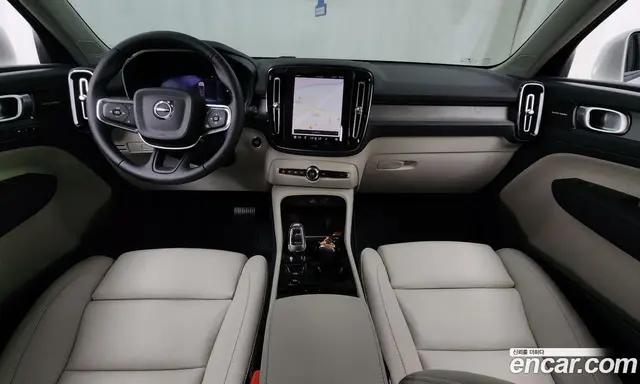 Volvo XC40 2024 2.0 автомат (гидро), миниатюра 10 Volvo XC40 2024 2.0 автомат (гидро), миниатюра 10