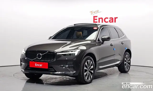 Volvo XC60 2023 2.0 автомат (гидро), миниатюра 1 Volvo XC60 2023 2.0 автомат (гидро), миниатюра 1