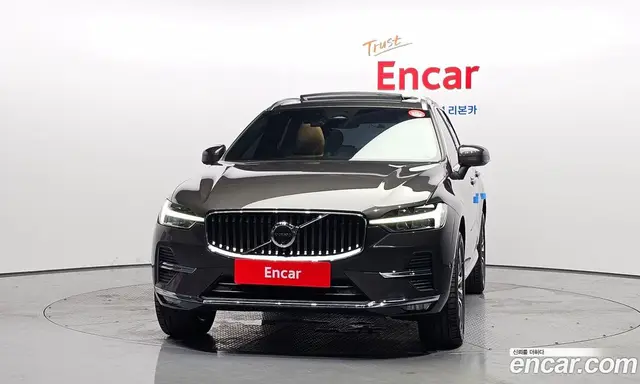 Volvo XC60 2023 2.0 автомат (гидро), миниатюра 3 Volvo XC60 2023 2.0 автомат (гидро), миниатюра 3