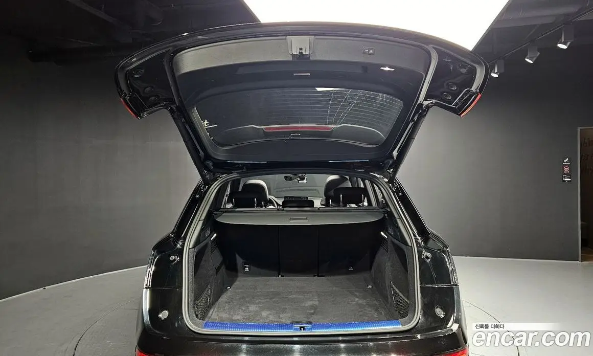 Audi Q5 2021 2.0 автомат (гидро), фото 20