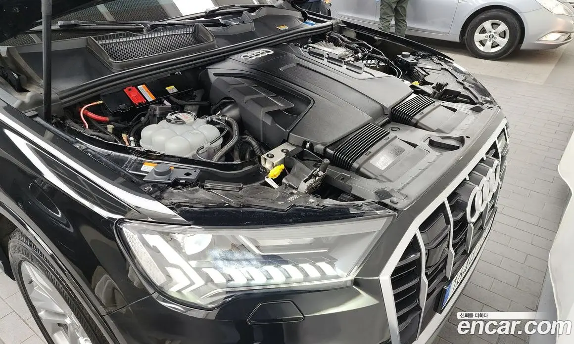 Audi Q7 2022 3.0 автомат (гидро), фото 6
