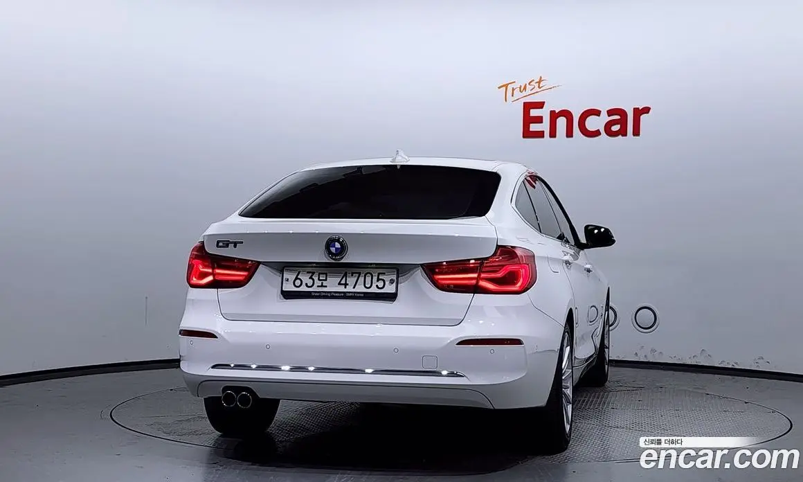 BMW 3 серия 2018 2.0 автомат (гидро), фото 4