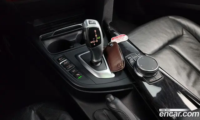 BMW 3 серия 2018 2.0 автомат (гидро), миниатюра 9