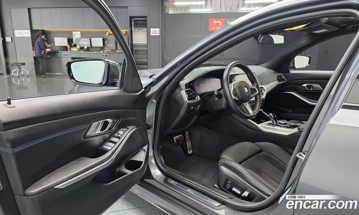BMW 3 серия 2021 2.0 автомат (гидро), фото 12