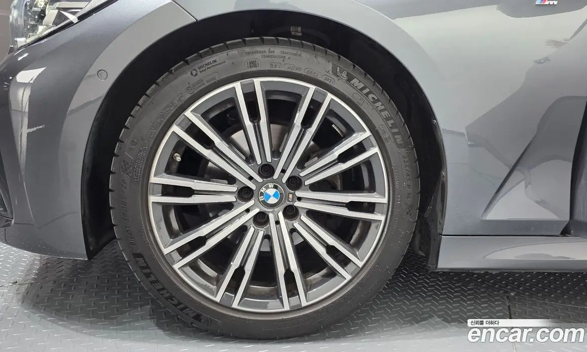 BMW 3 серия 2021 2.0 автомат (гидро), фото 4