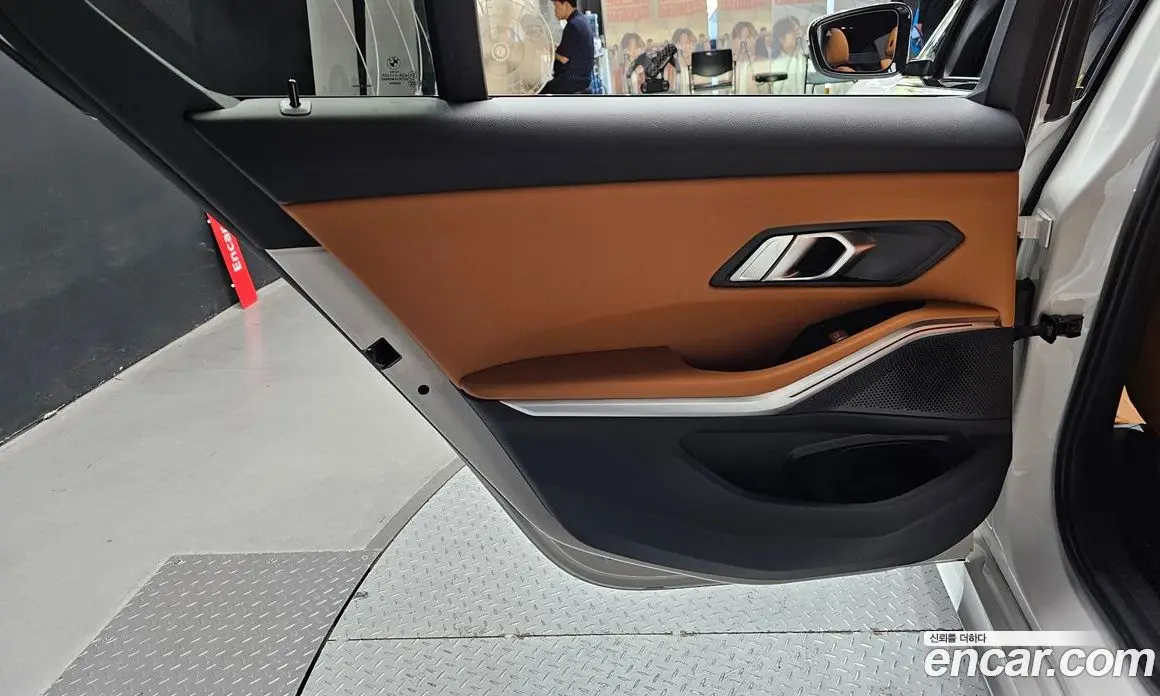 BMW 3 серия 2023 2.0 автомат (гидро), фото 15