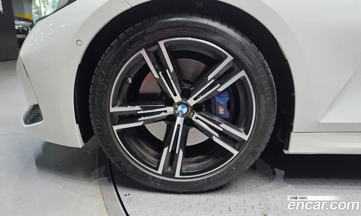 BMW 3 серия 2023 2.0 автомат (гидро), фото 5