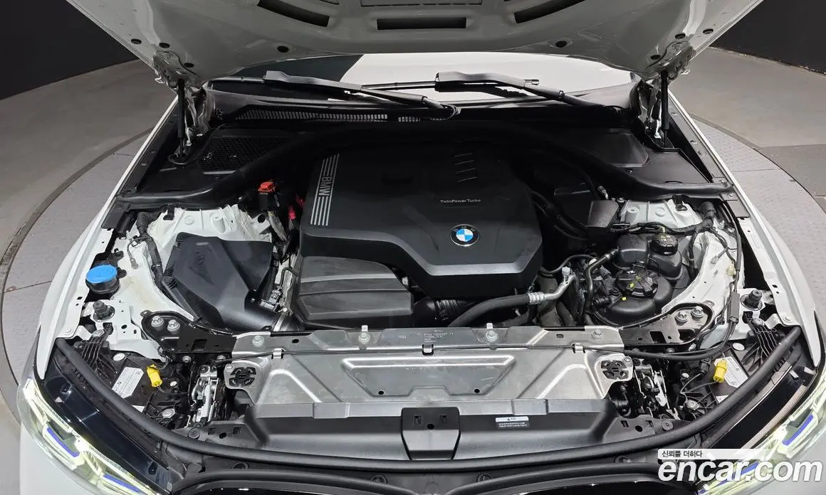 BMW 3 серия 2023 2.0 автомат (гидро), фото 6