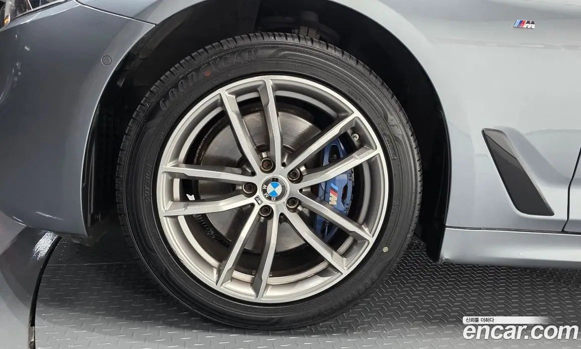 BMW 5 серия 2017 2.0 автомат (гидро), фото 4 BMW 5 серия 2017 2.0 автомат (гидро), фото 4