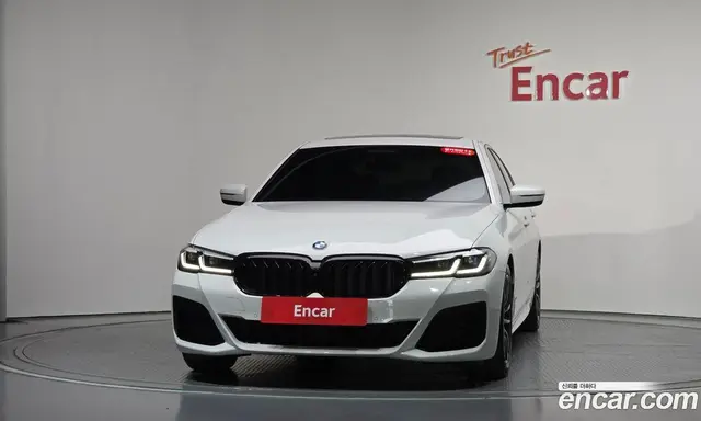 BMW 5 серия 2023 2.0 автомат (гидро), миниатюра 2