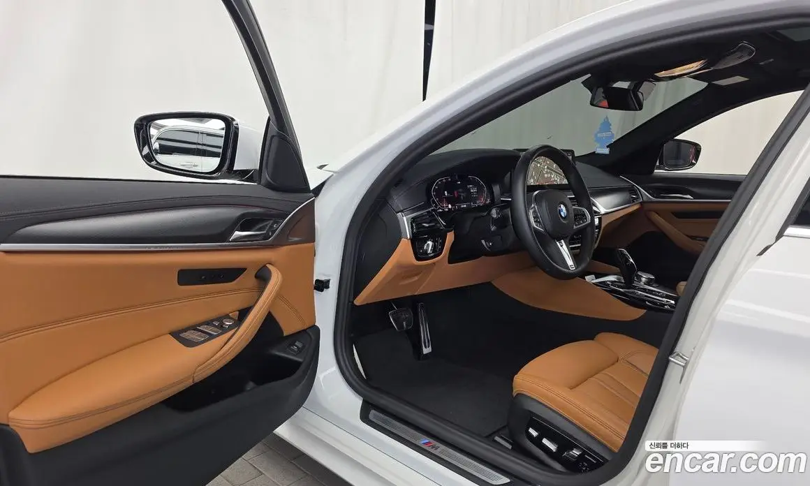 BMW 5 серия 2023 2.0 автомат (гидро), фото 12