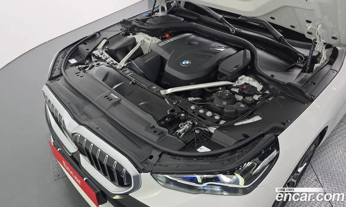 BMW 5 серия 2023 2.0 автомат (гидро), фото 6