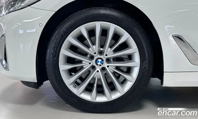 BMW 5 серия 2023 2.0 автомат (гидро), миниатюра 5 BMW 5 серия 2023 2.0 автомат (гидро), миниатюра 5