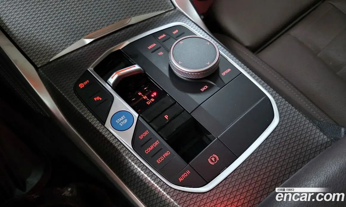 BMW i4 2023 автомат (гидро), фото 18