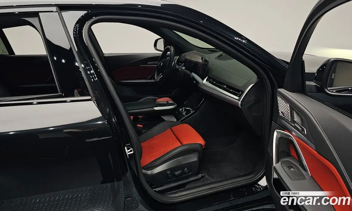 BMW X2 2025 2.0 автомат (гидро), фото 15