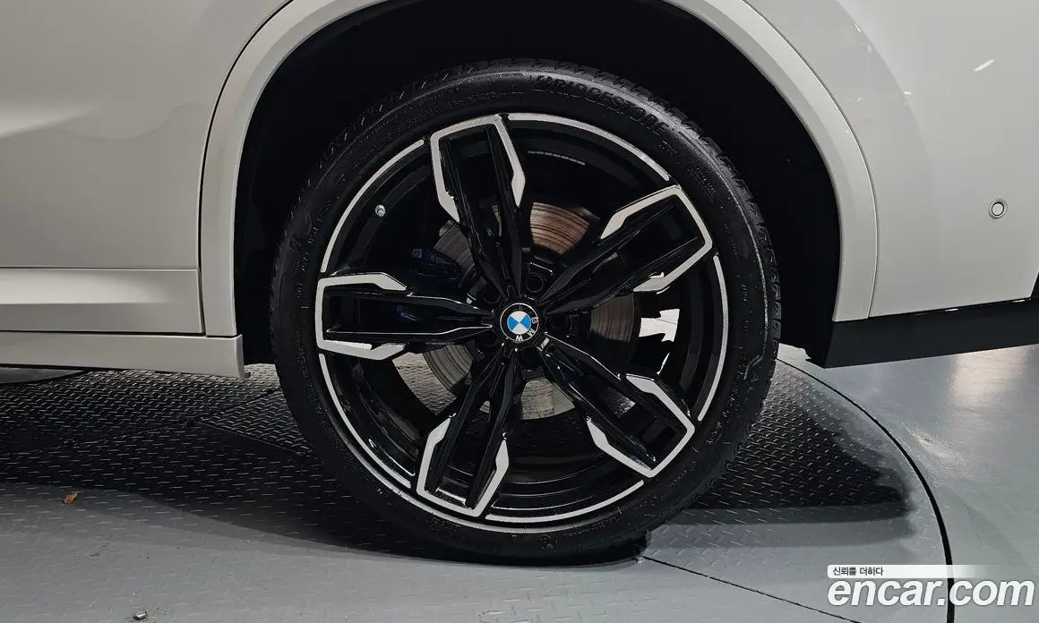 BMW X4 2023 3.0 автомат (гидро), фото 6