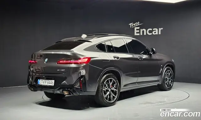 BMW X4 2023 2.0 автомат (гидро), миниатюра 2