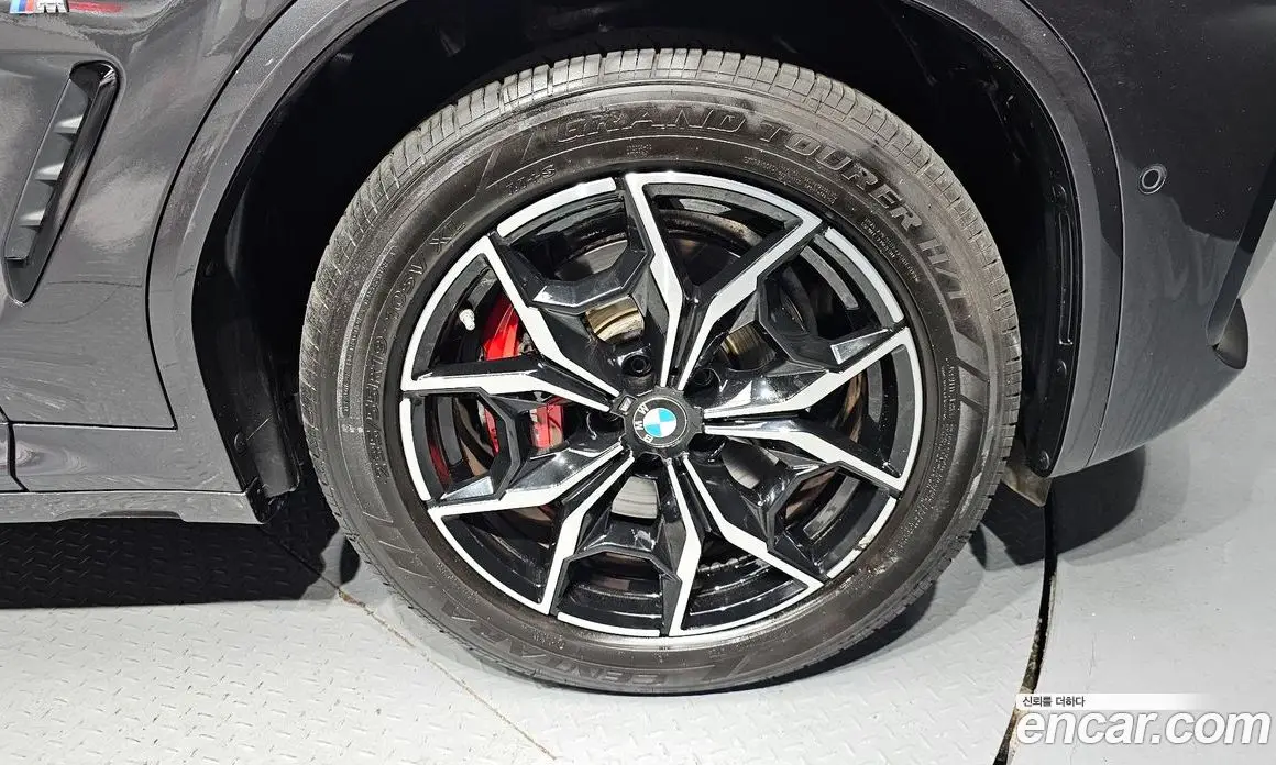 BMW X4 2023 2.0 автомат (гидро), фото 7