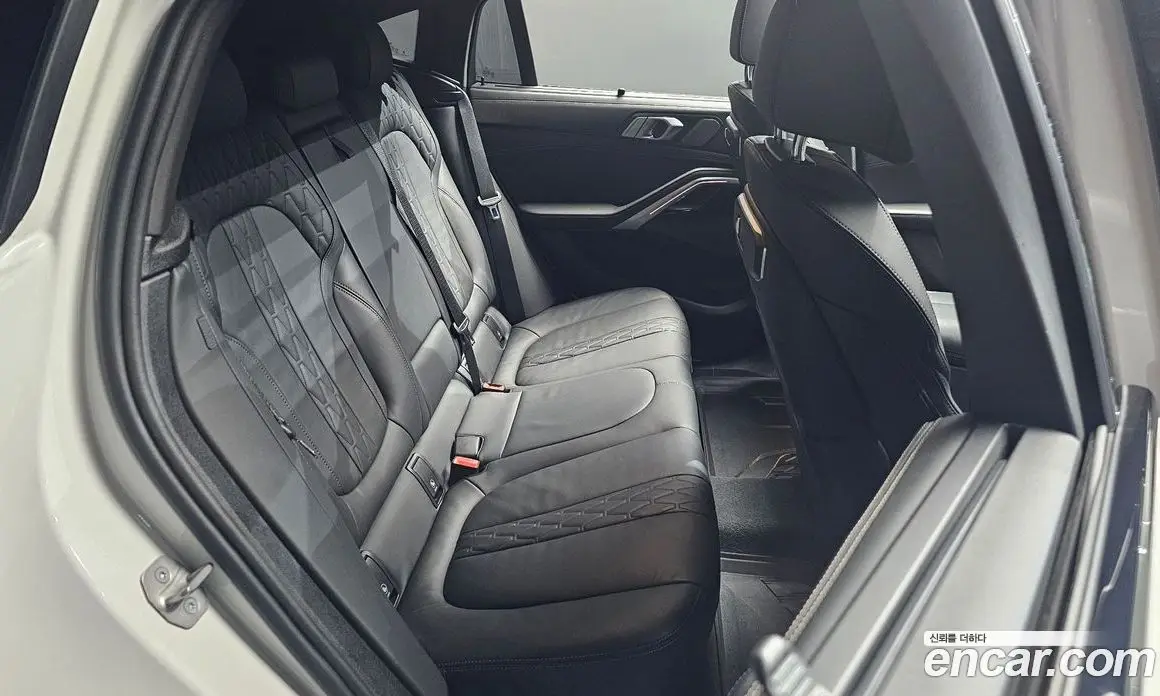 BMW X6 2023 3.0 автомат (гидро), фото 17
