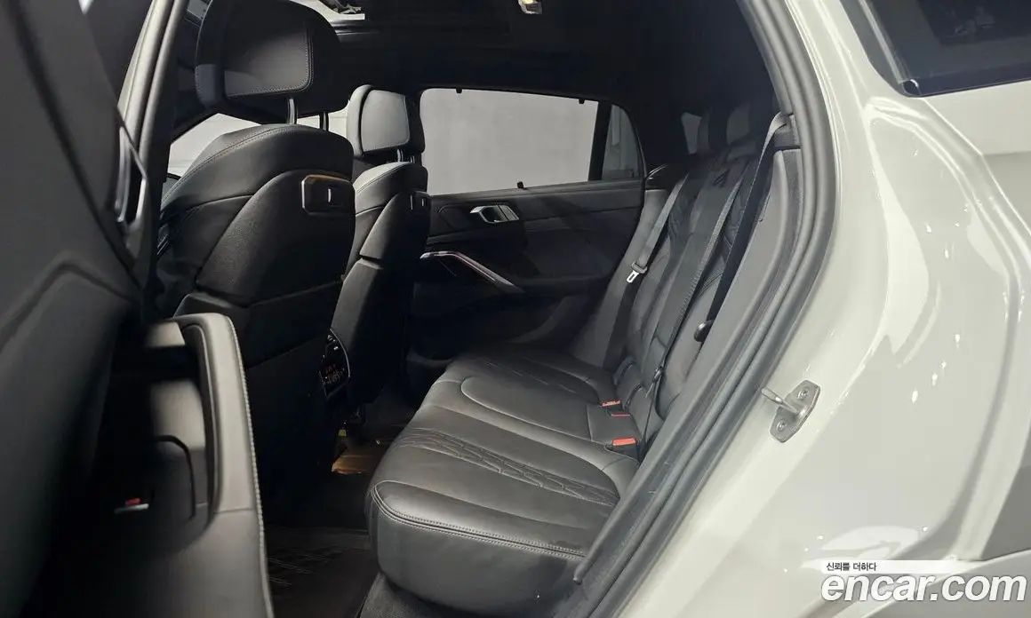 BMW X6 2023 3.0 автомат (гидро), фото 18