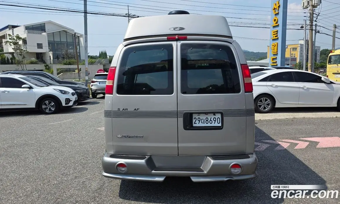 Chevrolet Express Van 2008 5.3 автомат (гидро), фото 4 Chevrolet Express Van 2008 5.3 автомат (гидро), фото 4