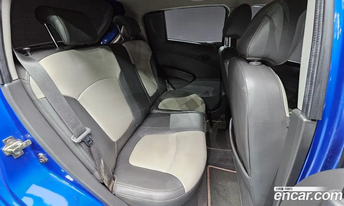 Chevrolet Spark 2011 1.0 автомат (гидро), фото 18