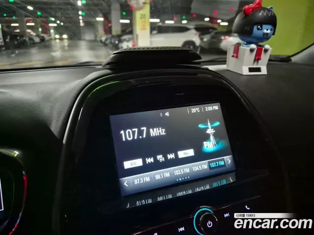 Chevrolet Spark 2015 1.0 автомат (гидро), миниатюра 8
