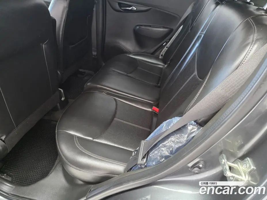 Chevrolet Spark 2016 1.0 автомат (вариатор), фото 20
