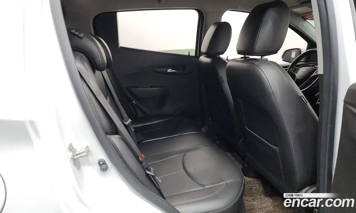 Chevrolet Spark 2016 1.0 автомат (гидро), фото 17 Chevrolet Spark 2016 1.0 автомат (гидро), фото 17