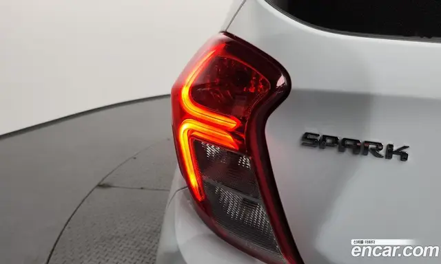 Chevrolet Spark 2016 1.0 автомат (гидро), миниатюра 9 Chevrolet Spark 2016 1.0 автомат (гидро), миниатюра 9