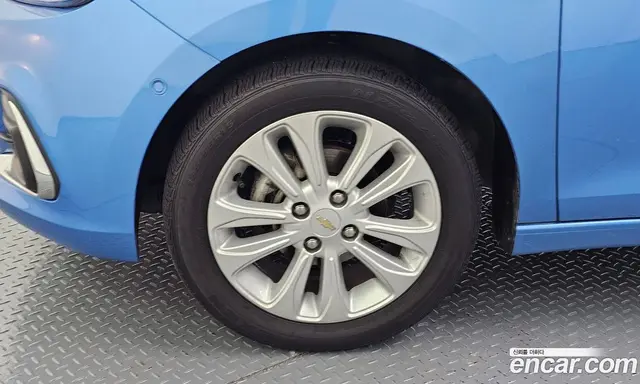 Chevrolet Spark 2016 1.0 автомат (гидро), миниатюра 5 Chevrolet Spark 2016 1.0 автомат (гидро), миниатюра 5