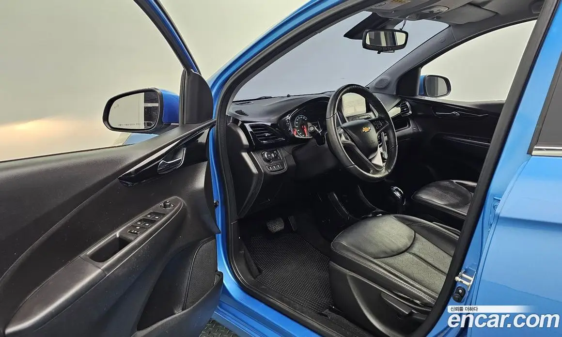 Chevrolet Spark 2016 1.0 автомат (гидро), фото 10 Chevrolet Spark 2016 1.0 автомат (гидро), фото 10