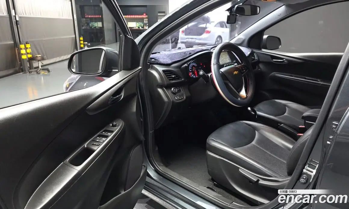 Chevrolet Spark 2017 1.0 автомат (гидро), фото 13