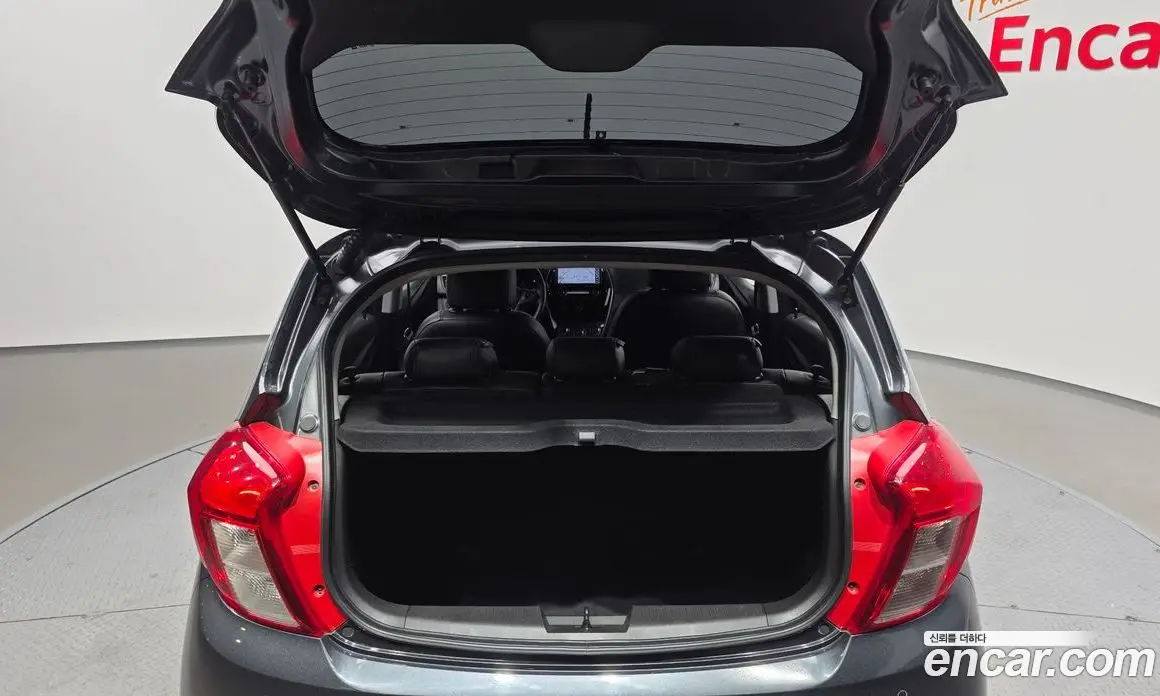 Chevrolet Spark 2019 1.0 автомат (гидро), фото 26