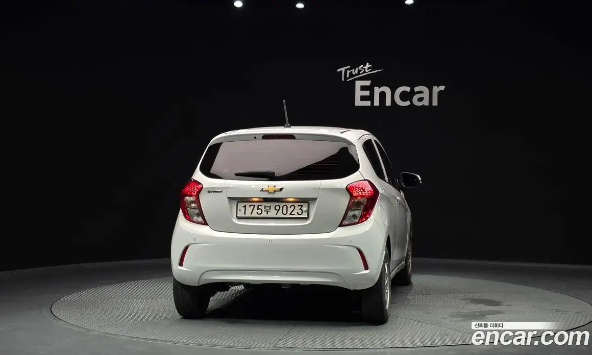 Chevrolet Spark 2019 1.0 автомат (гидро), фото 4 Chevrolet Spark 2019 1.0 автомат (гидро), фото 4