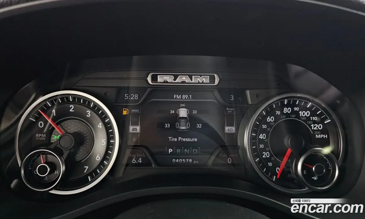 Dodge Ram Pick Up 2019 5.7 автомат (гидро), фото 8 Dodge Ram Pick Up 2019 5.7 автомат (гидро), фото 8