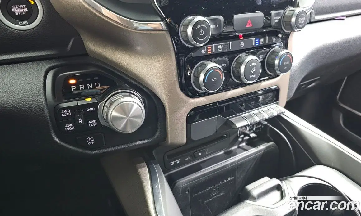 Dodge Ram Pick Up 2019 5.7 автомат (гидро), фото 9 Dodge Ram Pick Up 2019 5.7 автомат (гидро), фото 9