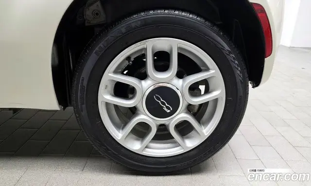 Fiat 500 2015 1.4 автомат (гидро), миниатюра 7 Fiat 500 2015 1.4 автомат (гидро), миниатюра 7