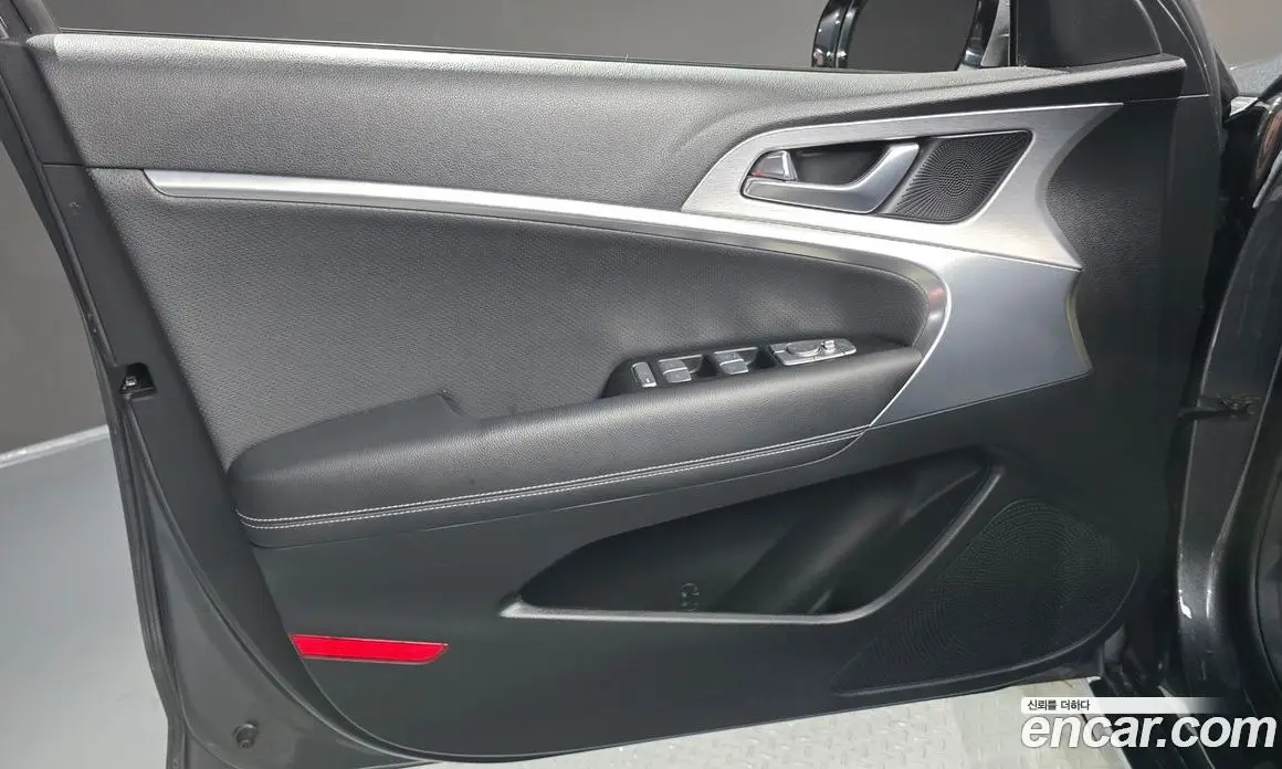 Genesis G70 2017 2.0 автомат (гидро), фото 14