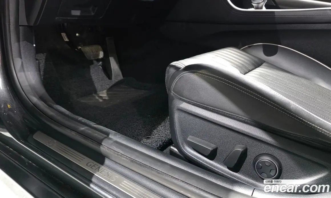 Genesis G70 2017 2.0 автомат (гидро), фото 22