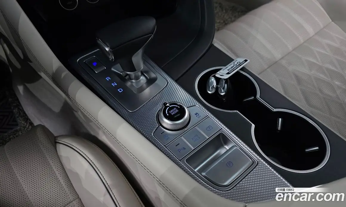 Genesis G70 2021 2.0 автомат (гидро), фото 12 Genesis G70 2021 2.0 автомат (гидро), фото 12