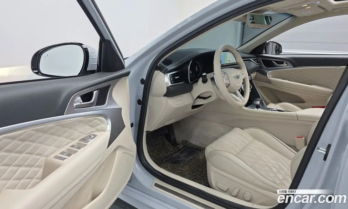 Genesis G70 2021 2.0 автомат (гидро), фото 13 Genesis G70 2021 2.0 автомат (гидро), фото 13