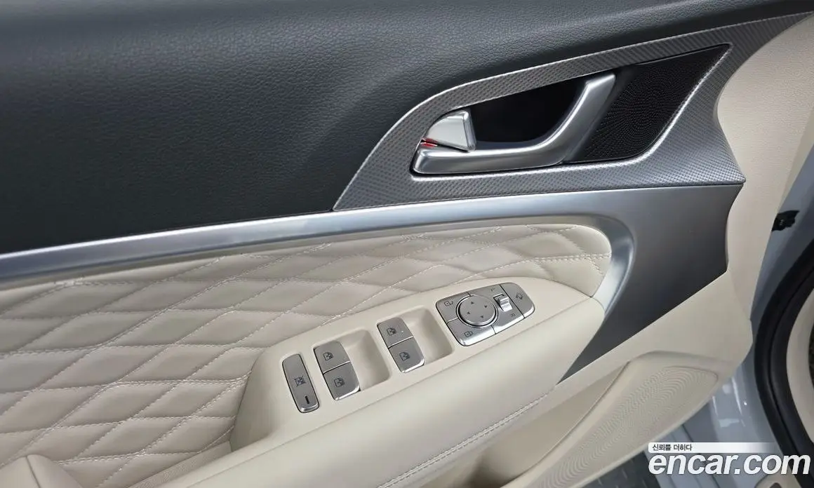 Genesis G70 2021 2.0 автомат (гидро), фото 20 Genesis G70 2021 2.0 автомат (гидро), фото 20