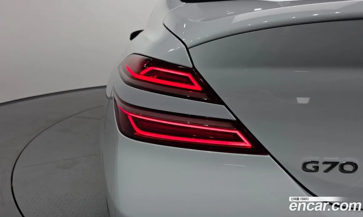 Genesis G70 2021 2.0 автомат (гидро), фото 9 Genesis G70 2021 2.0 автомат (гидро), фото 9