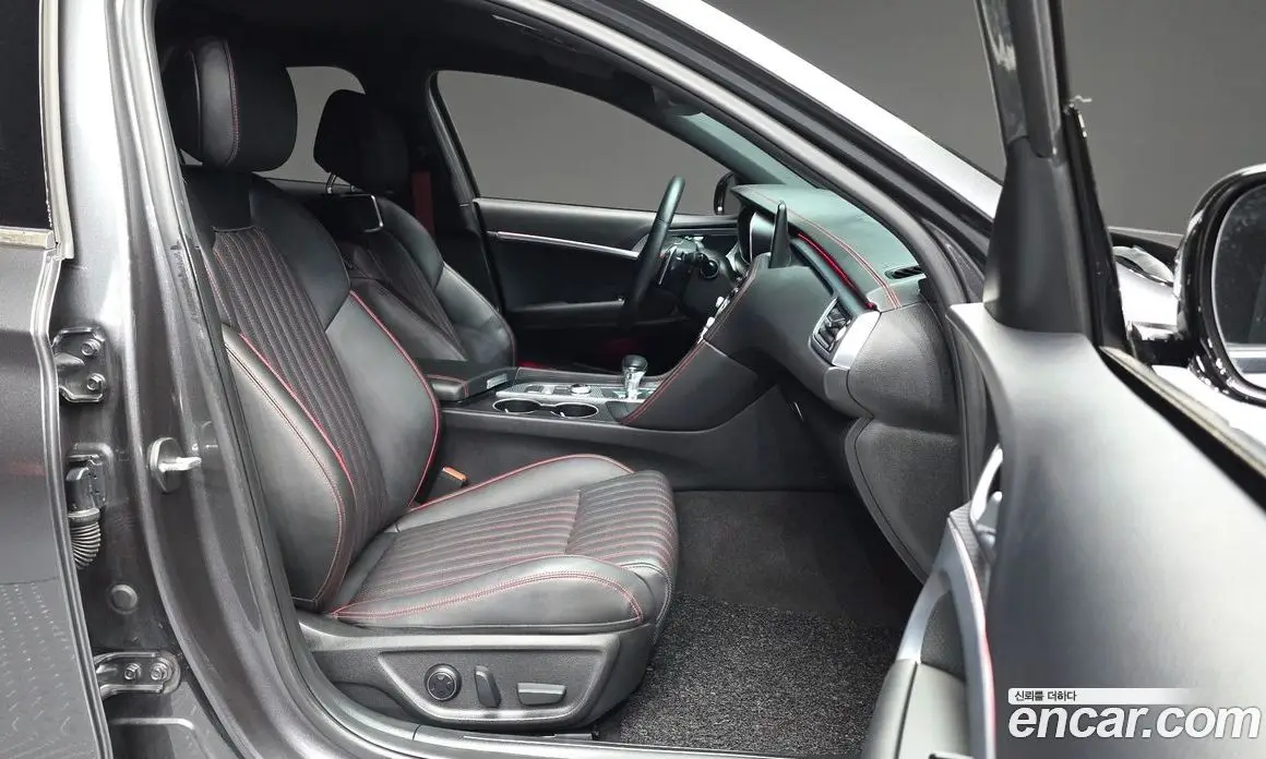 Genesis G70 2021 2.0 автомат (гидро), фото 17 Genesis G70 2021 2.0 автомат (гидро), фото 17