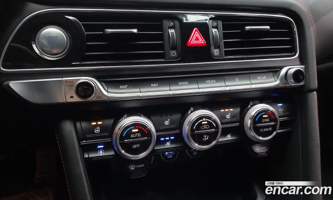 Genesis G70 2021 2.0 автомат (гидро), фото 23 Genesis G70 2021 2.0 автомат (гидро), фото 23