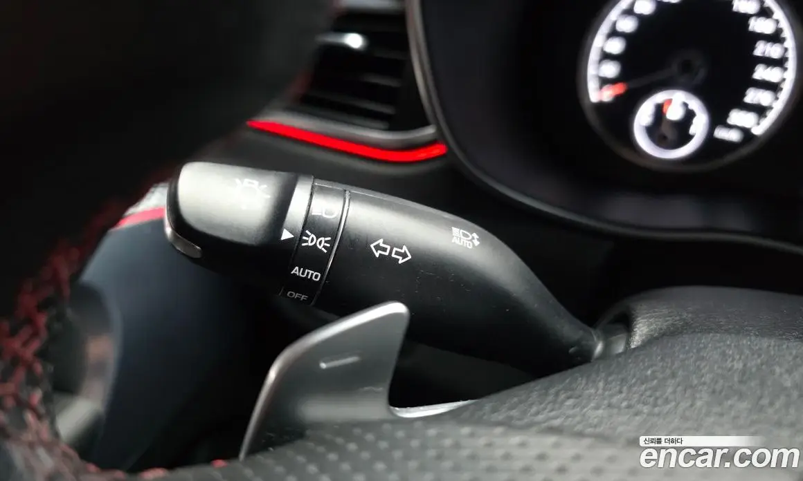 Genesis G70 2021 2.0 автомат (гидро), фото 27 Genesis G70 2021 2.0 автомат (гидро), фото 27