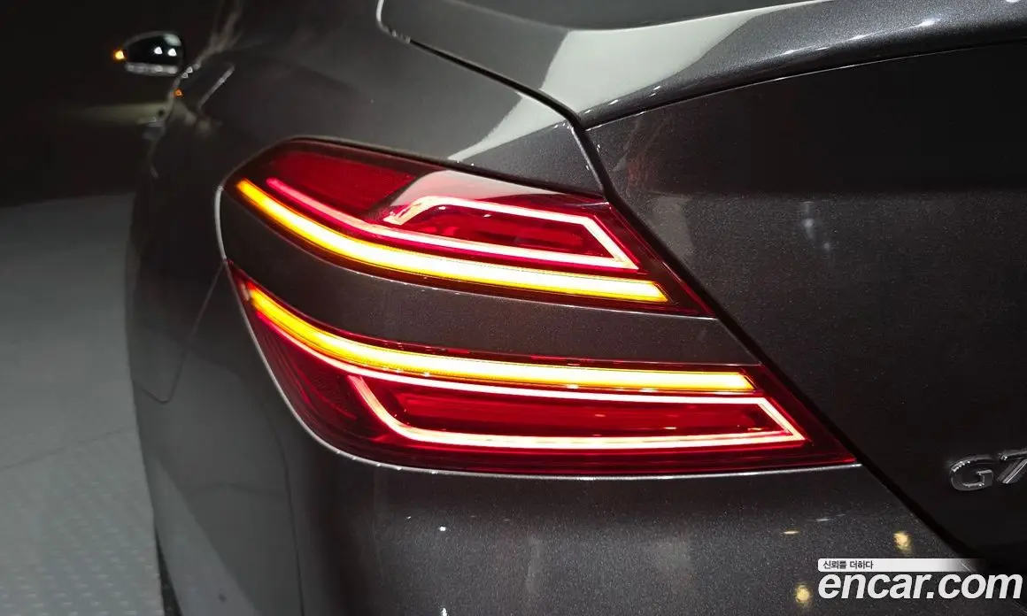Genesis G70 2021 2.0 автомат (гидро), фото 9 Genesis G70 2021 2.0 автомат (гидро), фото 9