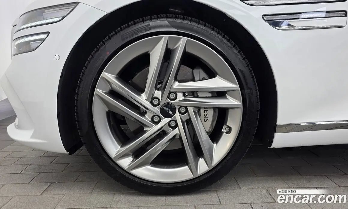 Genesis G80 2025 2.5 автомат (гидро), фото 5