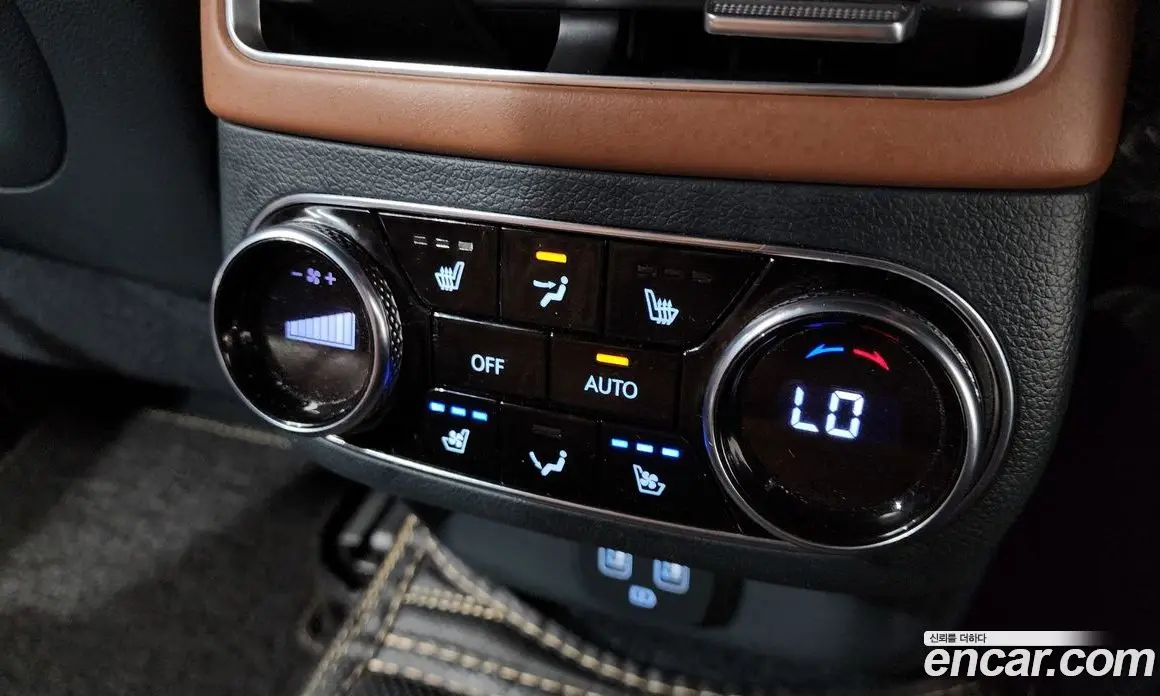 Genesis GV70 2022 2.5 автомат (гидро), фото 25